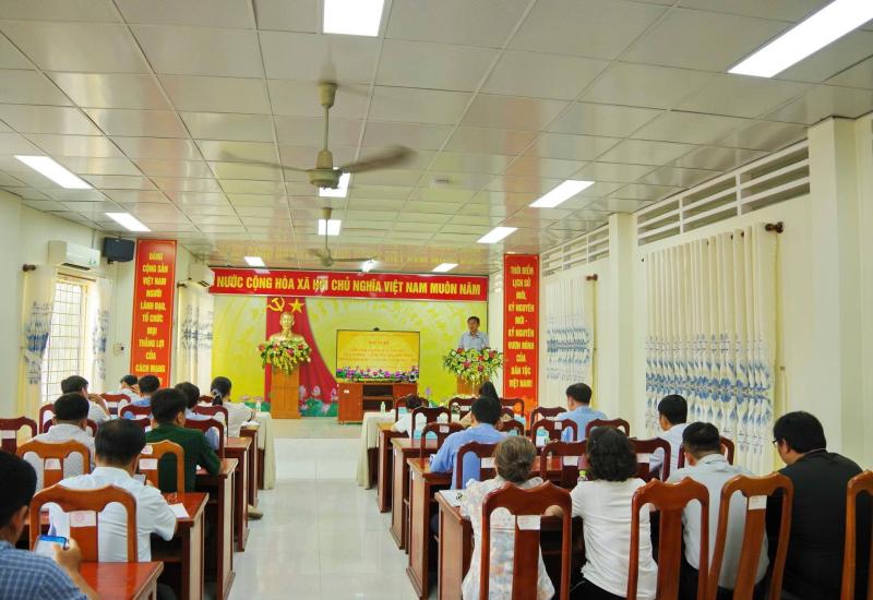hoi nghi