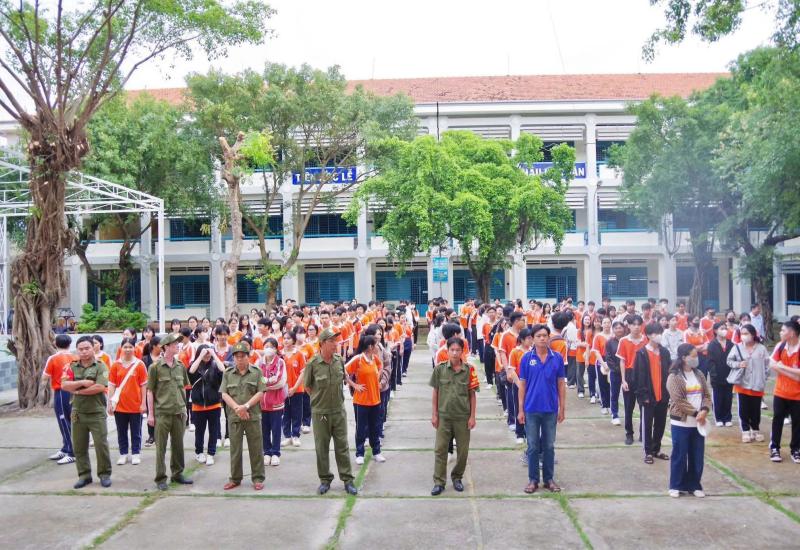 PHƯỜNG BÌNH ĐỨC HƯỞNG ỨNG HOẠT ĐỘNG ĐI BỘ “CÙNG VIỆT NAM TIẾN BƯỚC”